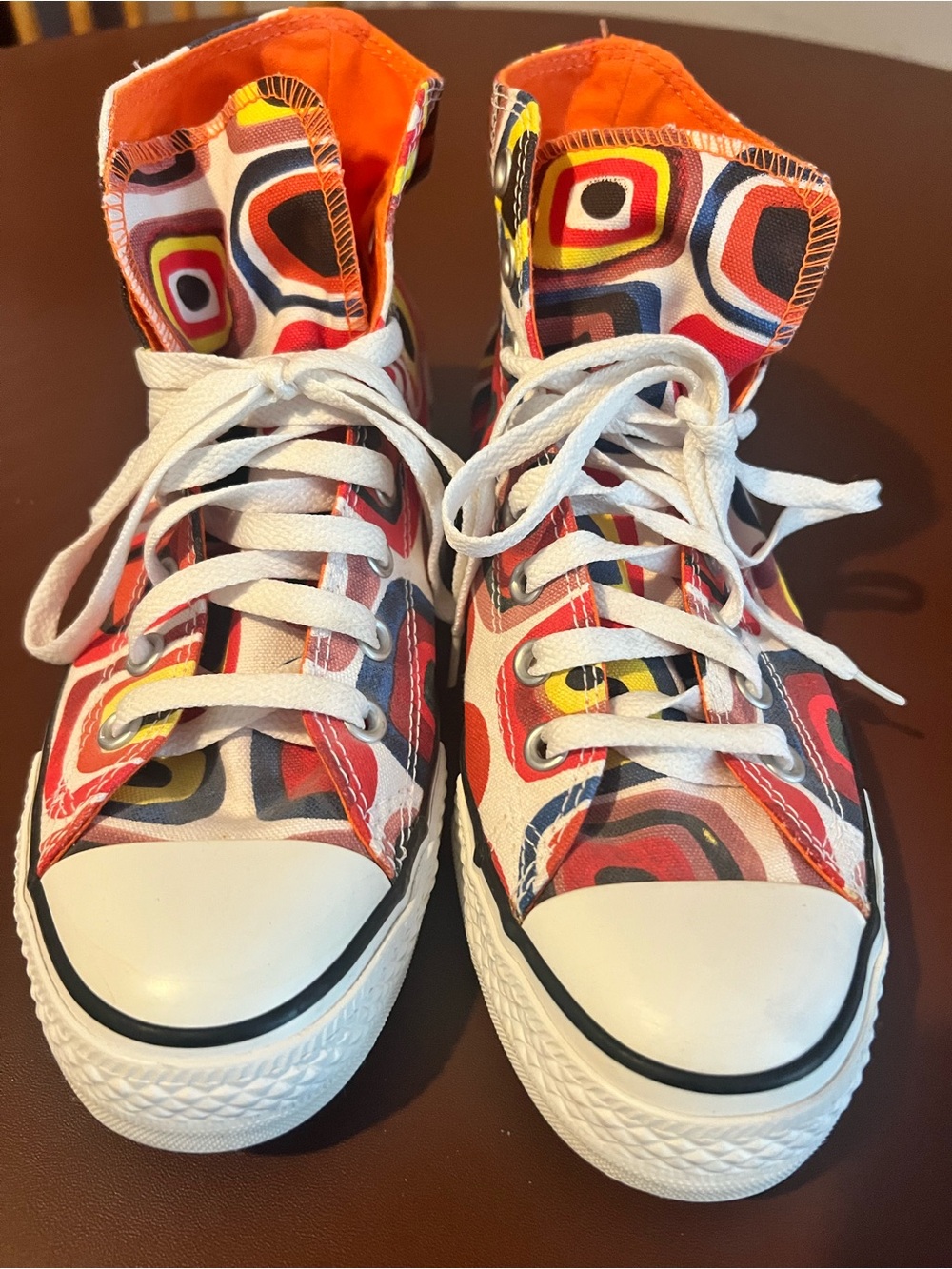 Converse x Marimekko Pienet
Kivet Chuck Taylor High-tops
Women's 9/ Men's 7 - Picture 2 of 8